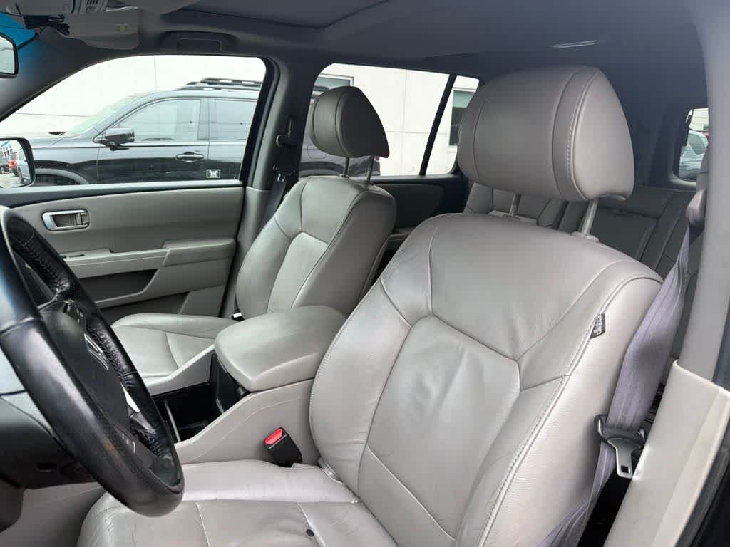 Thumbnail: 2012 Honda Pilot - 19