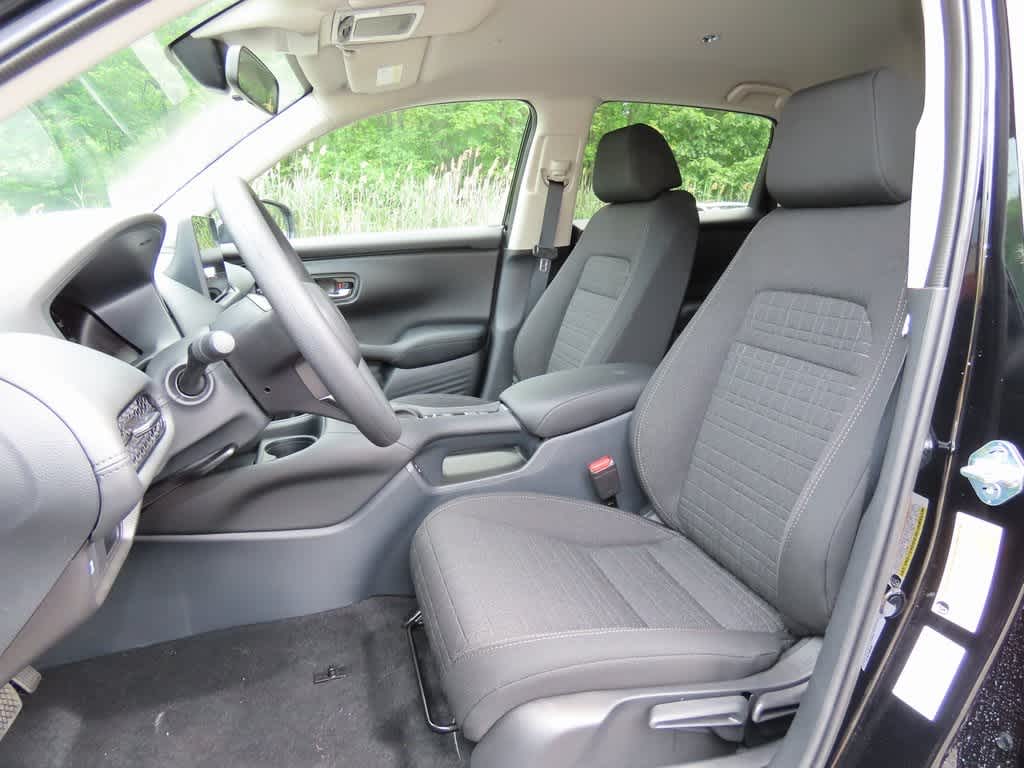 2026 Honda HR-V LX 12
