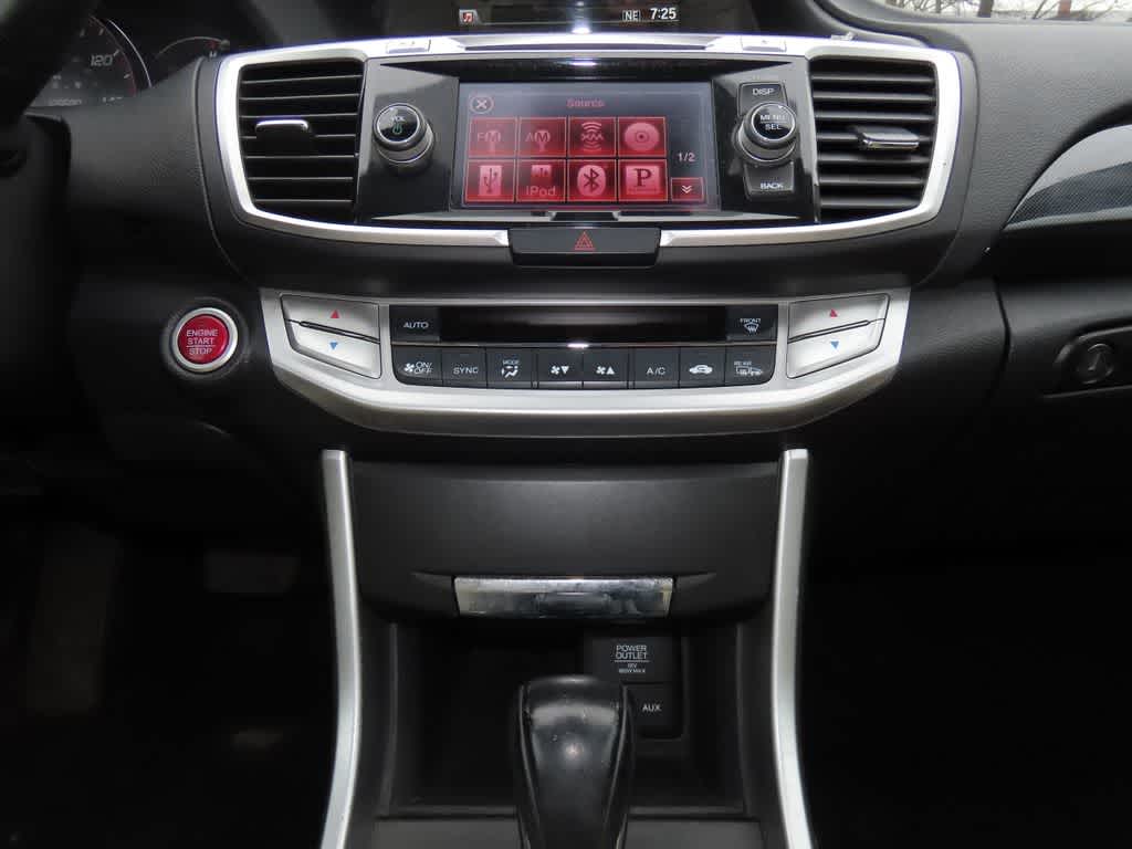 Thumbnail: 2015 Honda Accord - 18