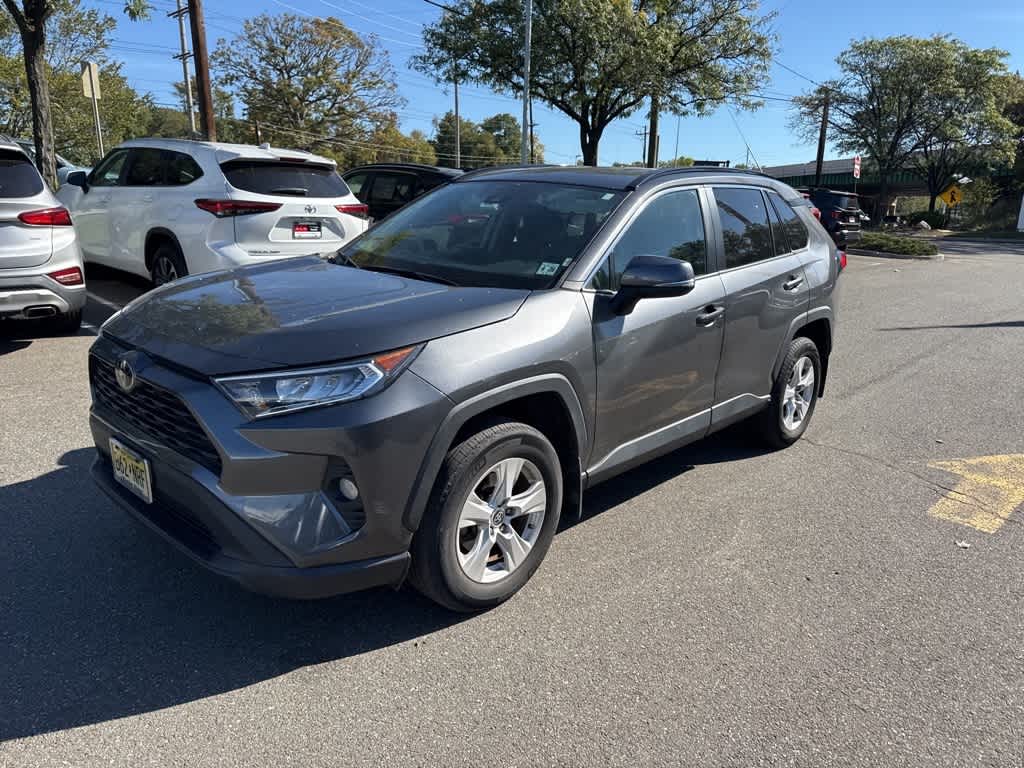 Thumbnail: 2021 Toyota RAV4 - 4
