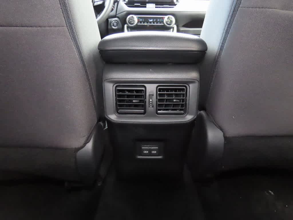 Thumbnail: 2023 Toyota RAV4 - 22