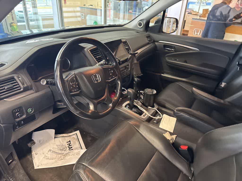 Thumbnail: 2019 Honda Pilot - 20