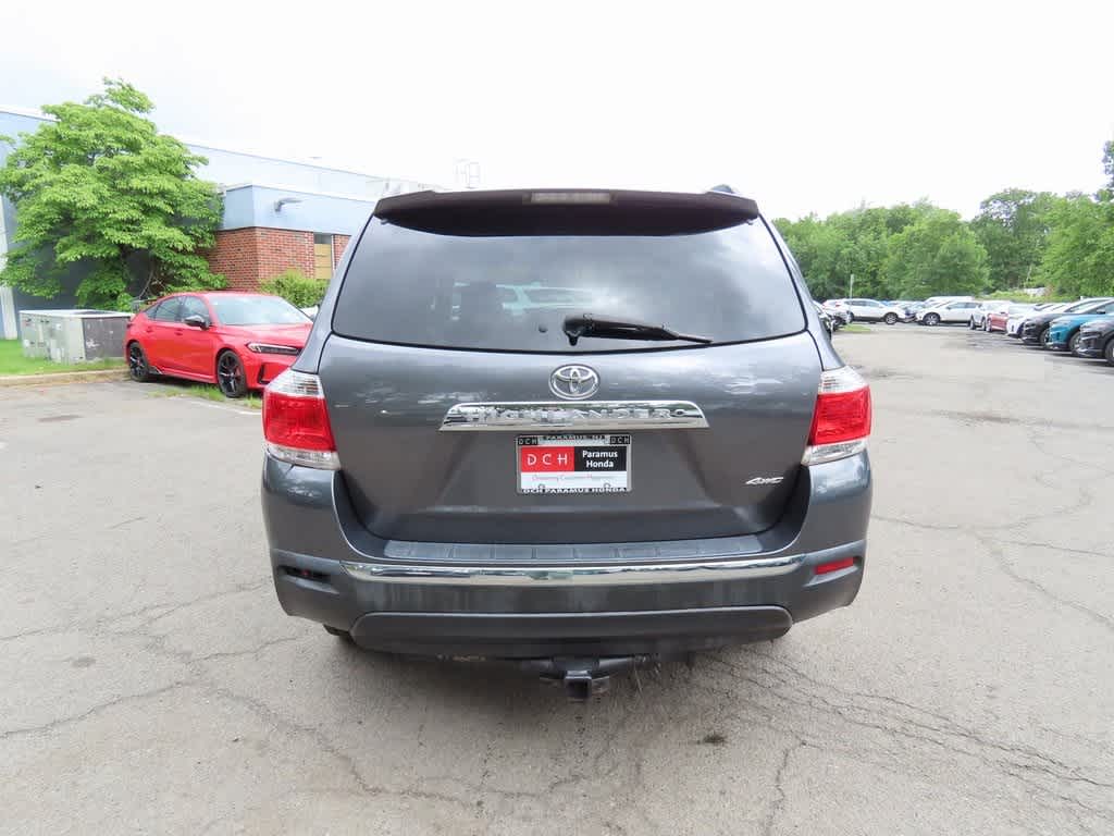 Thumbnail: 2011 Toyota Highlander - 5