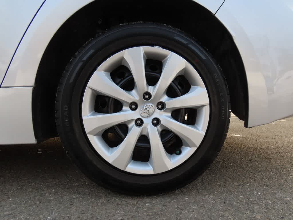 Thumbnail: 2024 Toyota Corolla - 9