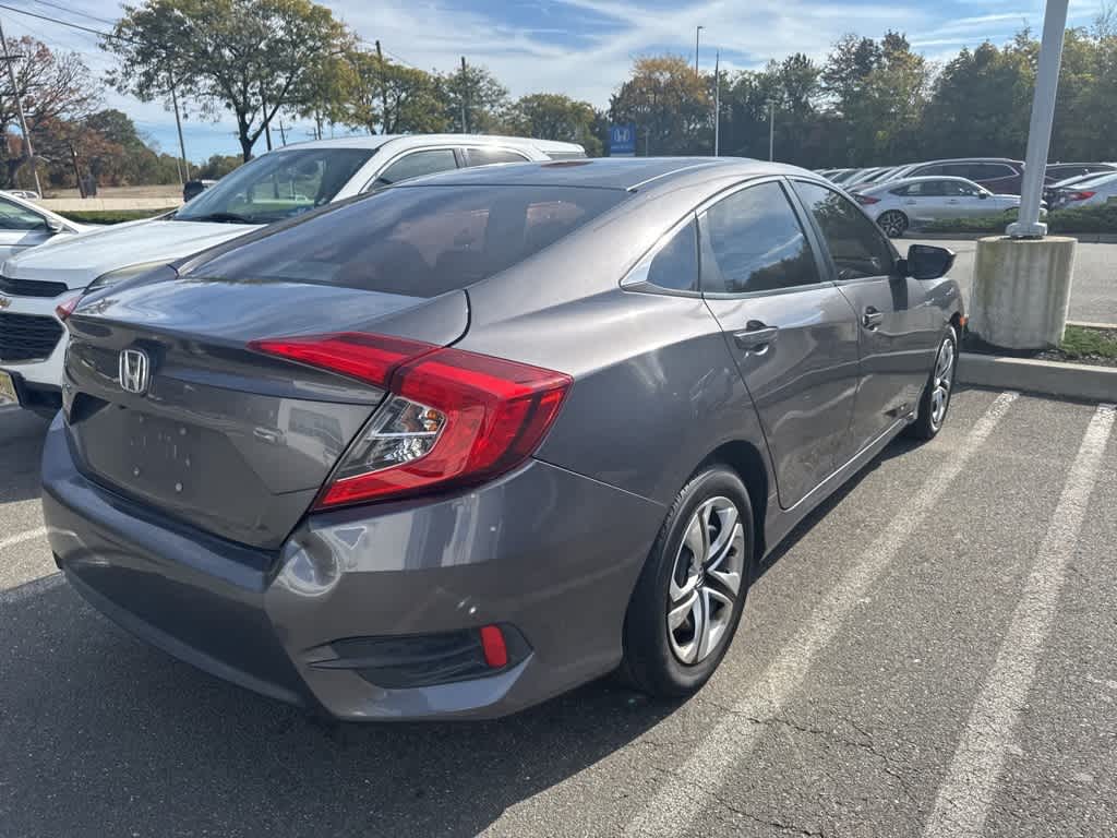 Thumbnail: 2016 Honda Civic - 3