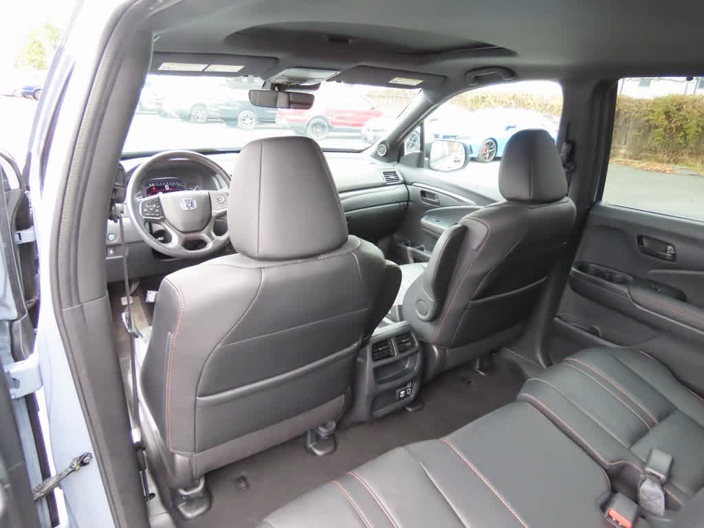 Thumbnail: 2022 Honda Passport - 14