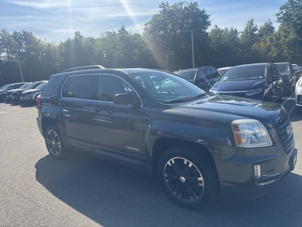 Thumbnail: 2017 GMC Terrain - 15