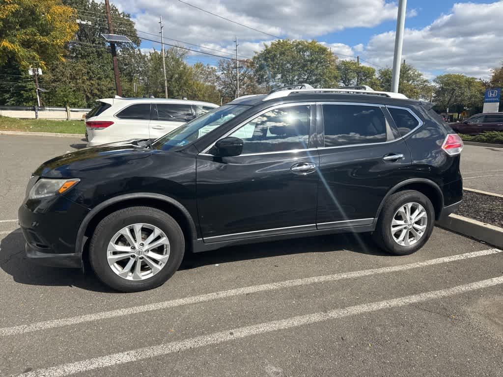 Thumbnail: 2016 Nissan Rogue - 3