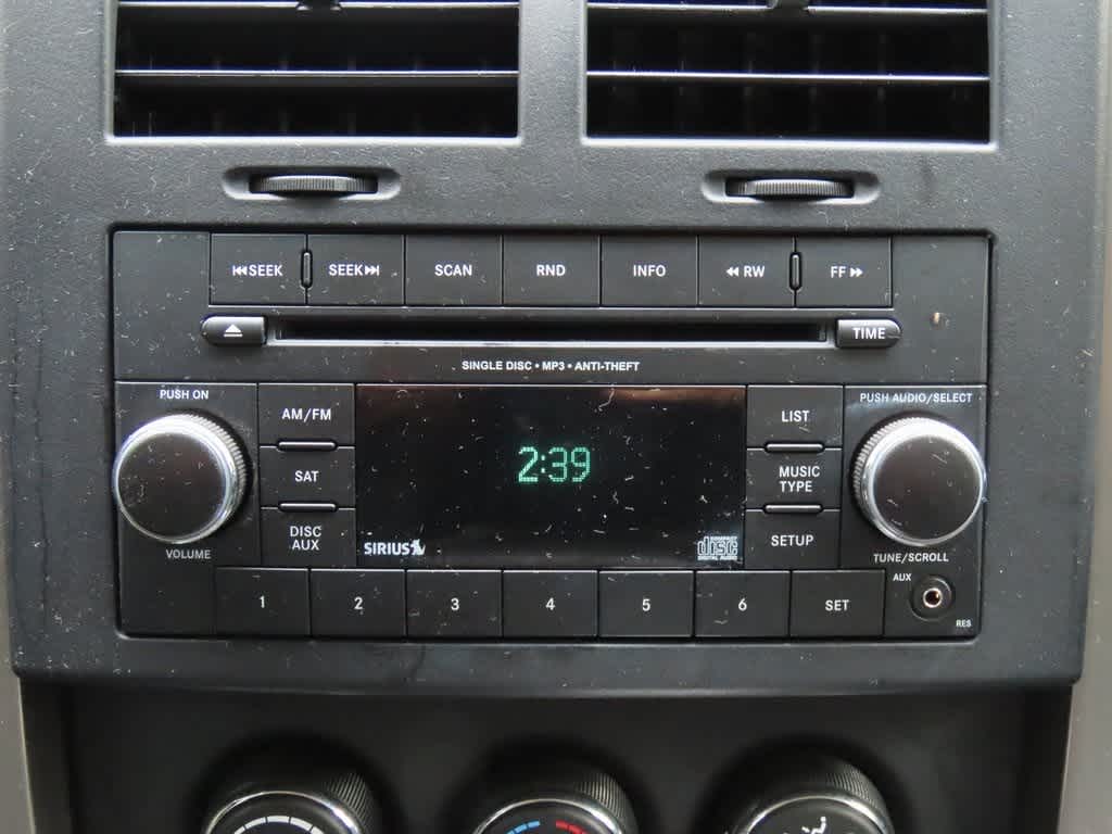 Thumbnail: 2012 Jeep Liberty - 20