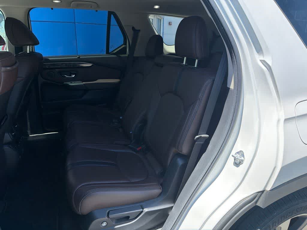 Thumbnail: 2023 Honda Pilot - 17