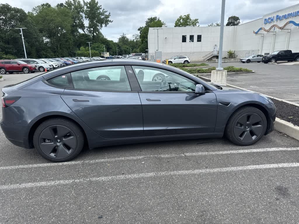 Thumbnail: 2023 Tesla Model 3 - 11