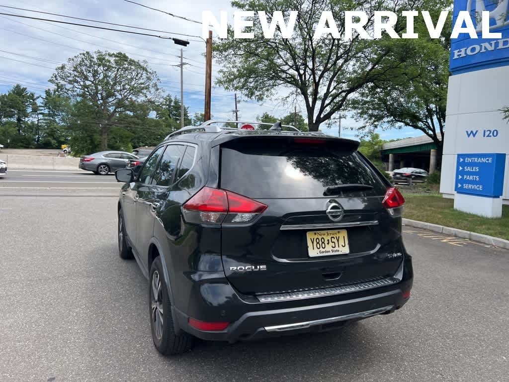 Thumbnail: 2020 Nissan Rogue - 17