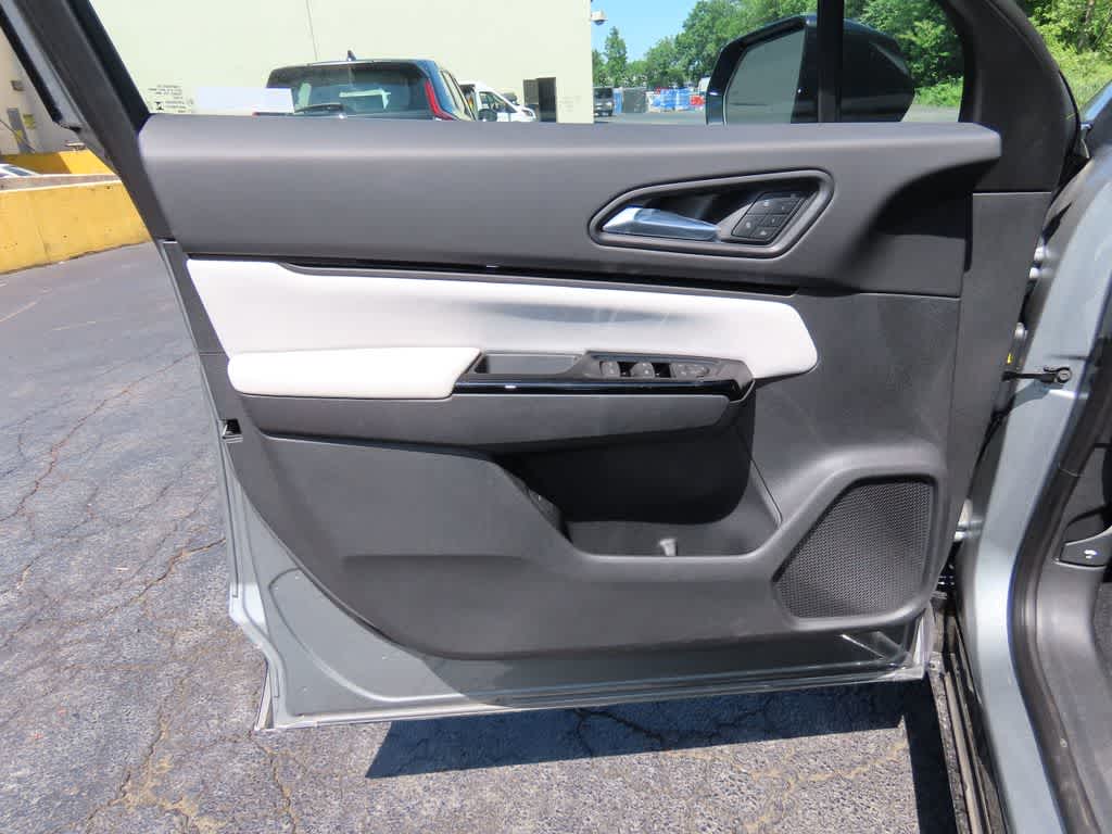 Thumbnail: 2026 Honda Prologue - 16