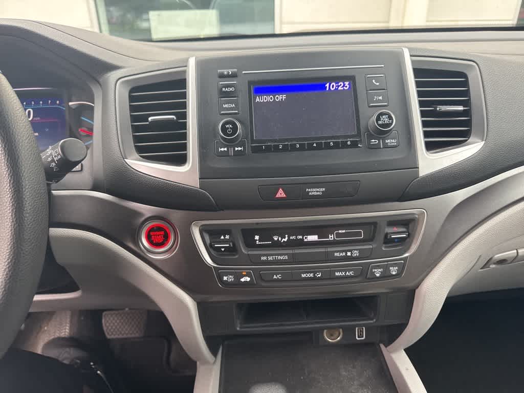 2020 Honda Pilot LX 11