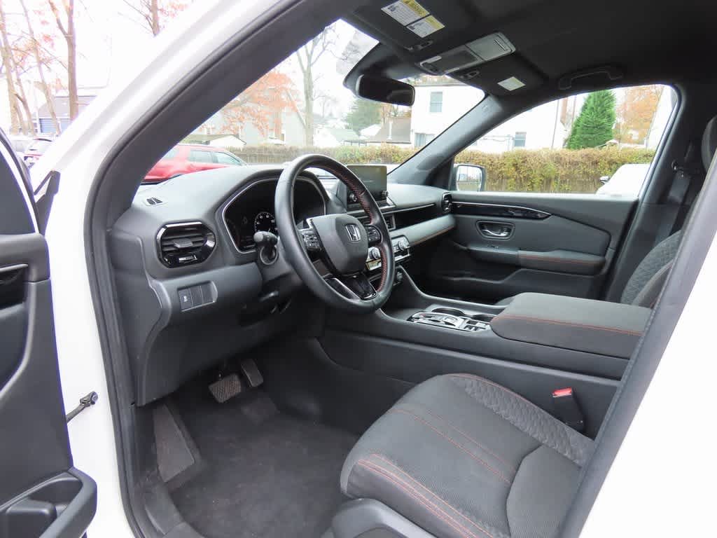 Thumbnail: 2023 Honda Pilot - 2