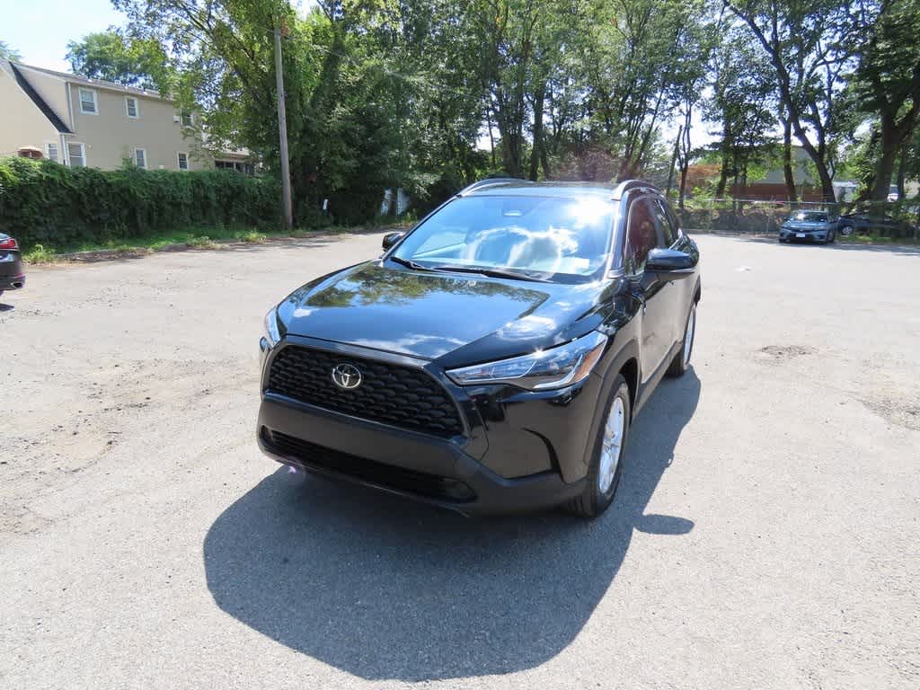 2023 Toyota Corolla Cross LE -
                  Paramus, NJ