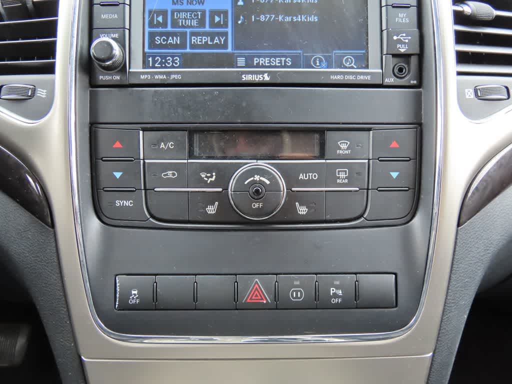 Thumbnail: 2011 Jeep Grand Cherokee - 22