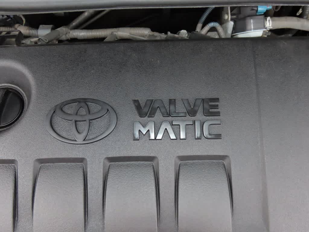 Thumbnail: 2017 Toyota Corolla iM - 10