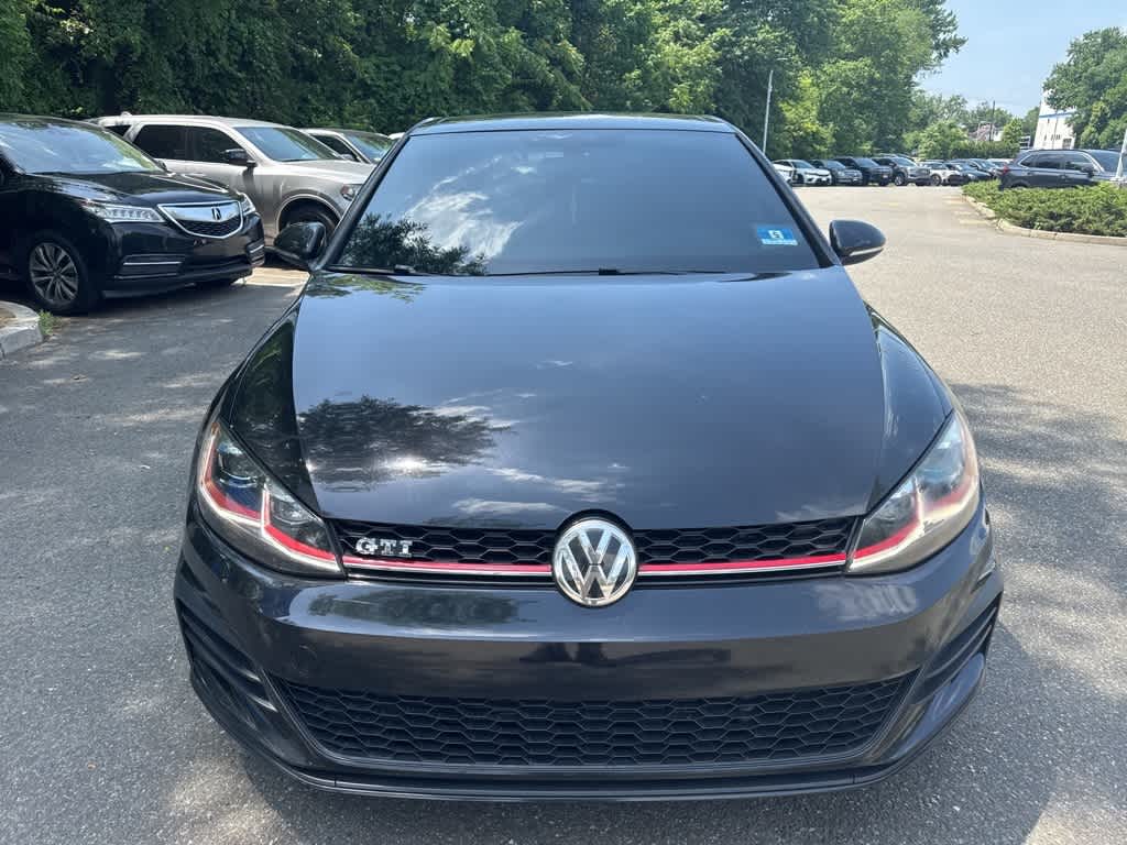 Thumbnail: 2018 Volkswagen Golf - 21