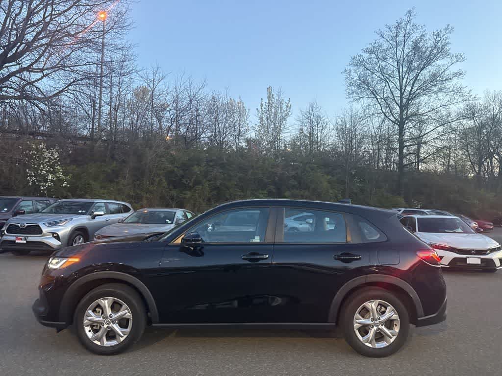 Thumbnail: 2023 Honda HR-V - 2