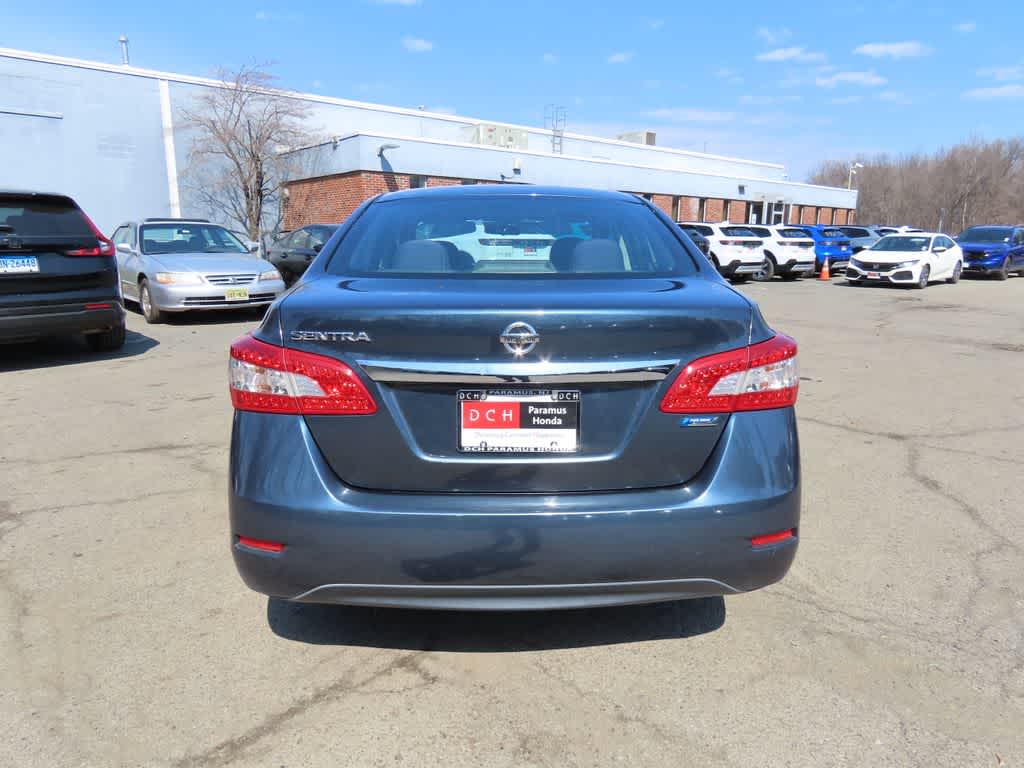 Thumbnail: 2013 Nissan Sentra - 5