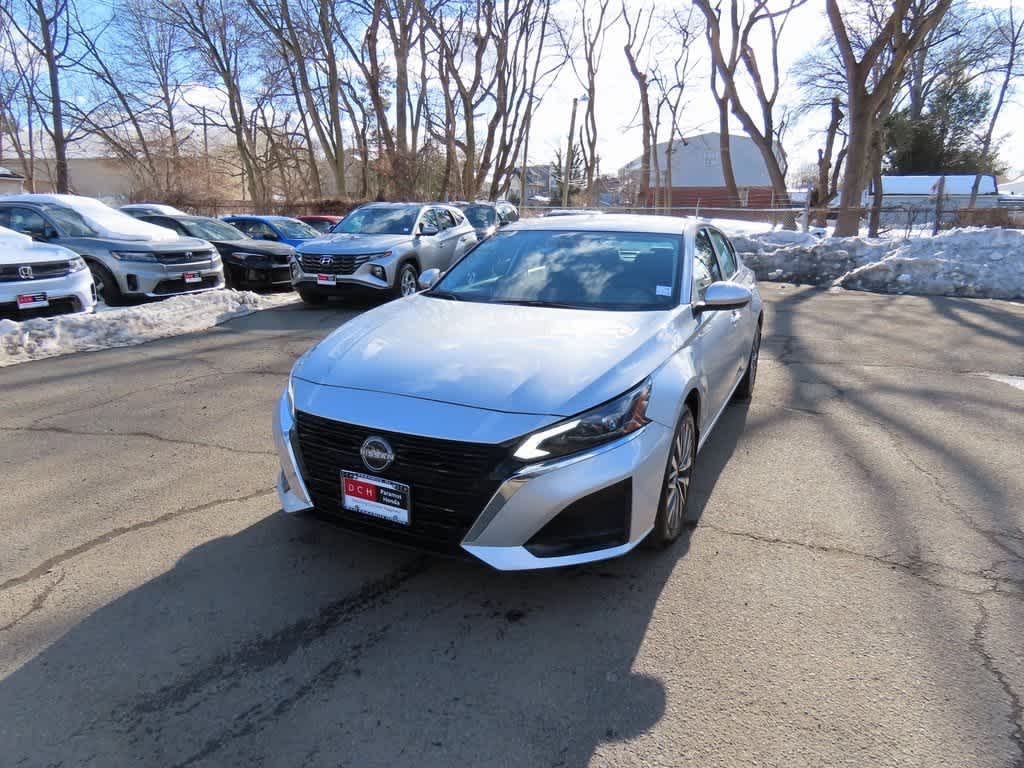 Thumbnail: 2023 Nissan Altima - 1