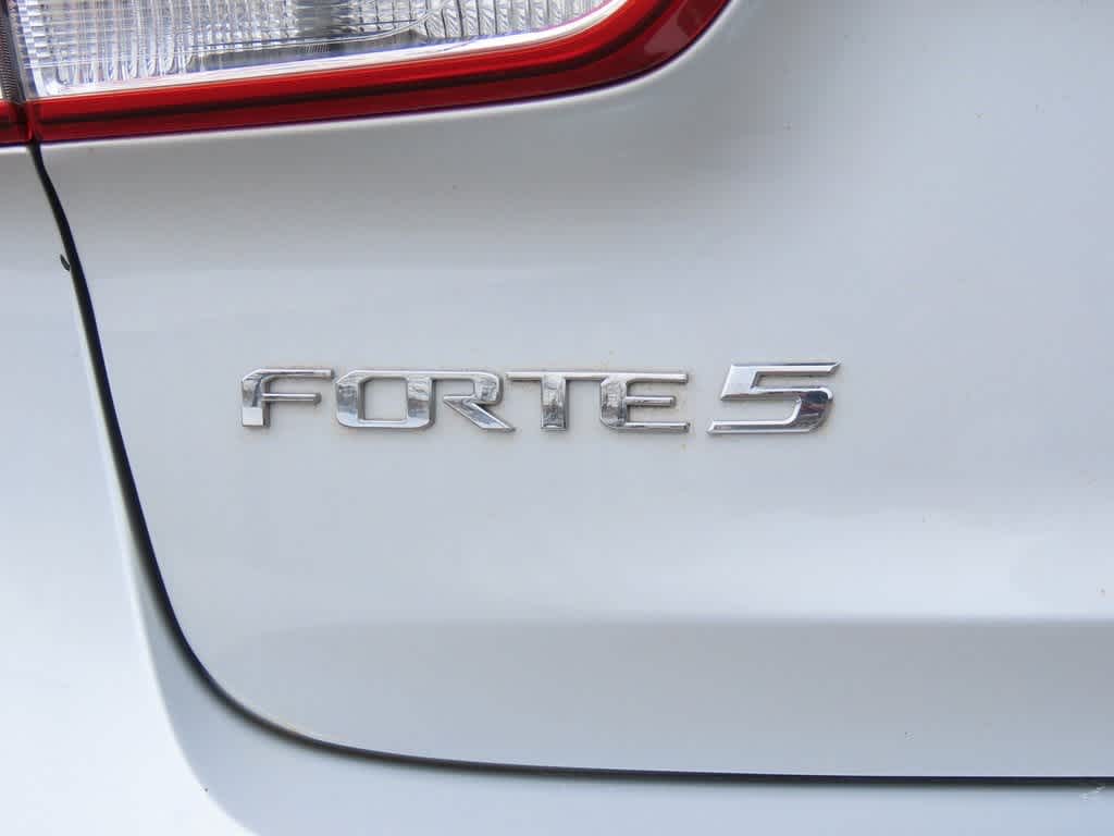 Thumbnail: 2016 Kia Forte - 7