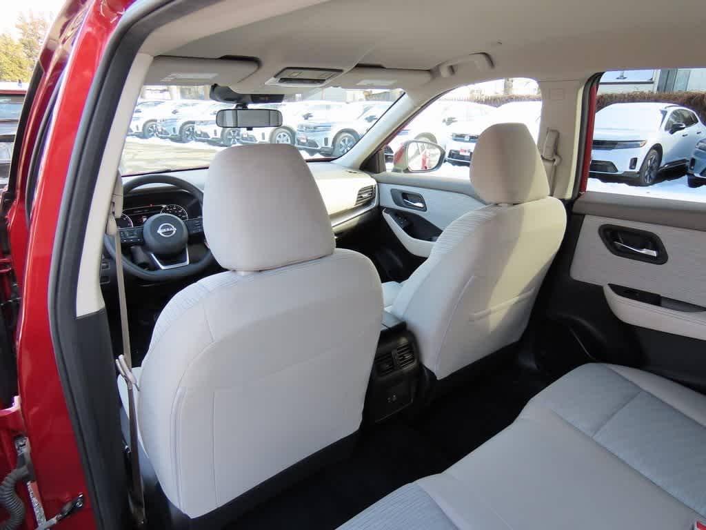 Thumbnail: 2023 Nissan Rogue - 15