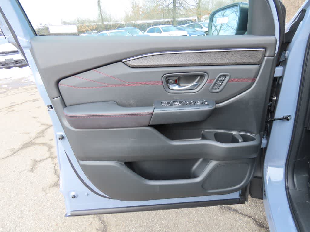 Thumbnail: 2026 Honda Pilot - 19