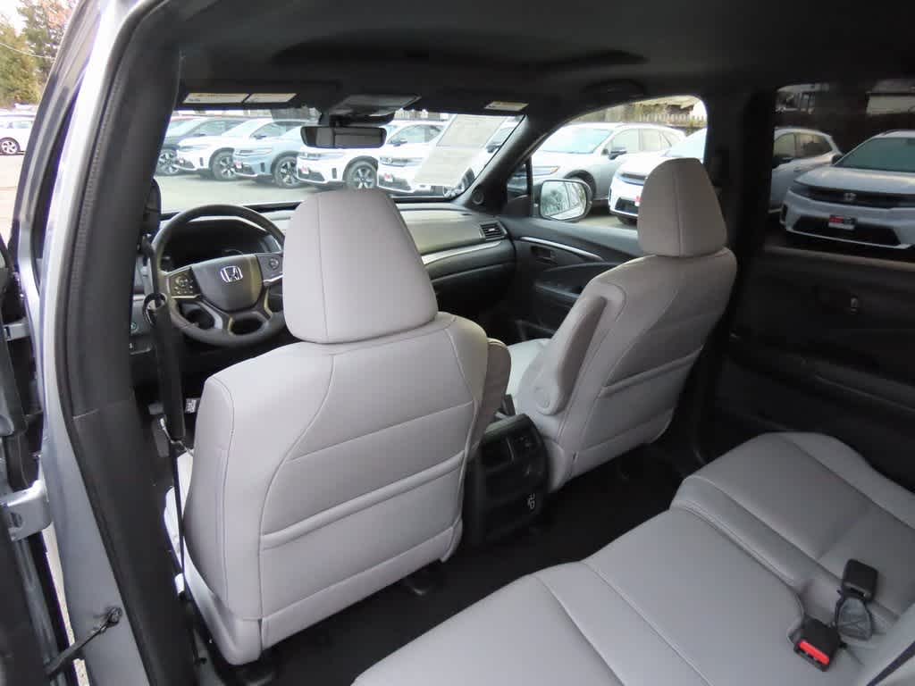 Thumbnail: 2022 Honda Passport - 13