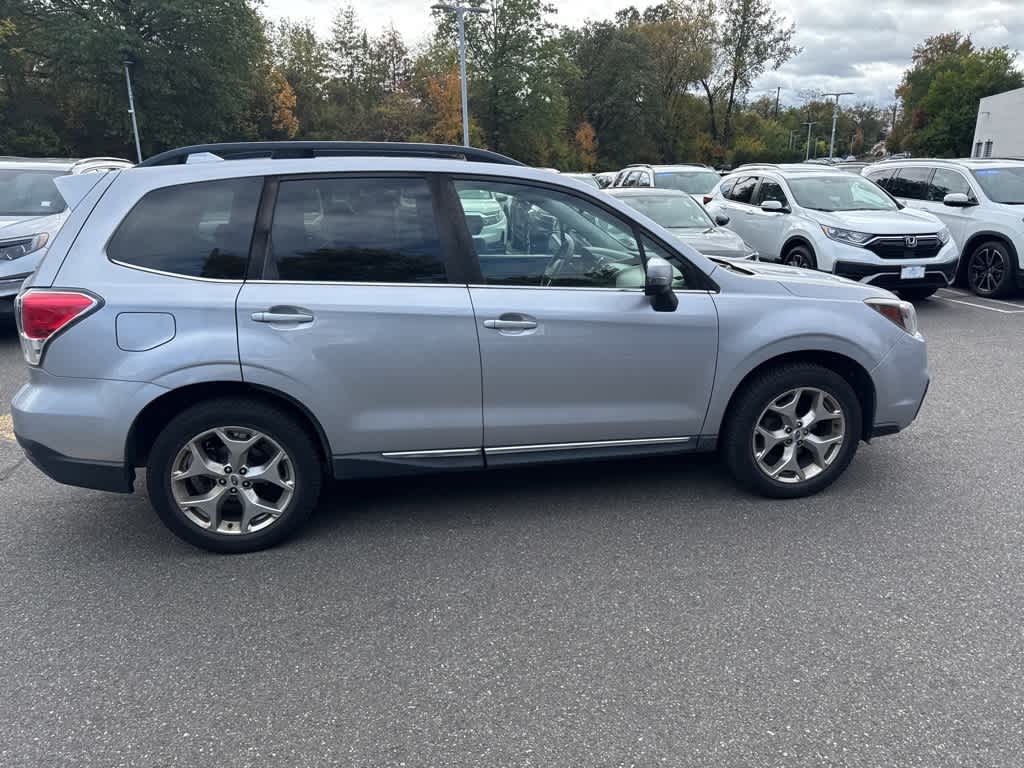 Thumbnail: 2017 Subaru Forester - 9