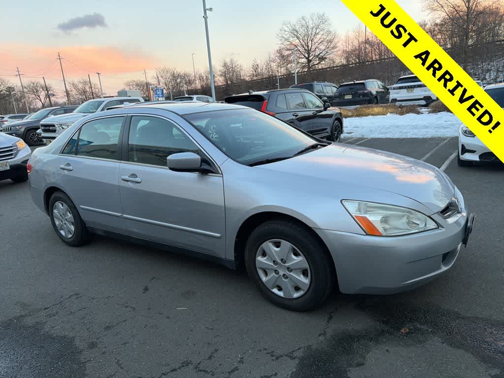 Thumbnail: 2004 Honda Accord - 20