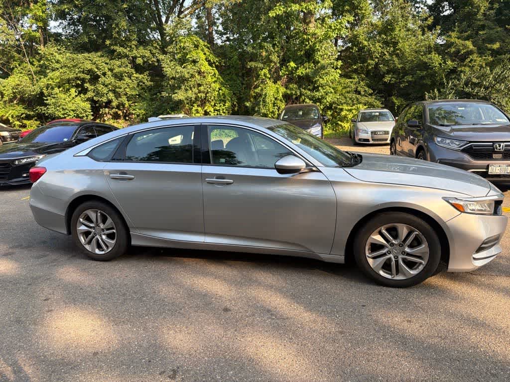 Thumbnail: 2019 Honda Accord - 9