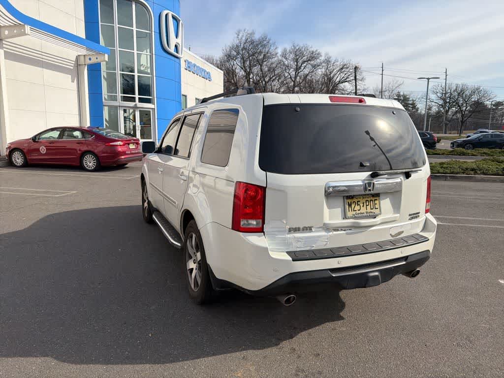 Thumbnail: 2015 Honda Pilot - 10