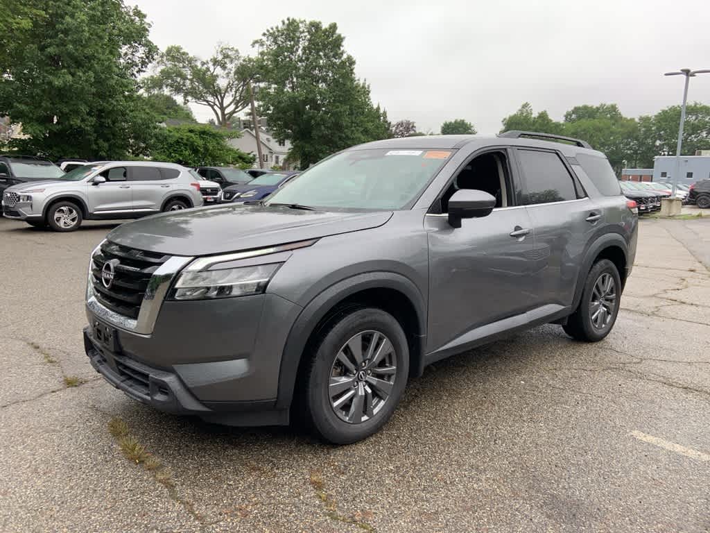 2022 Nissan Pathfinder SV 12