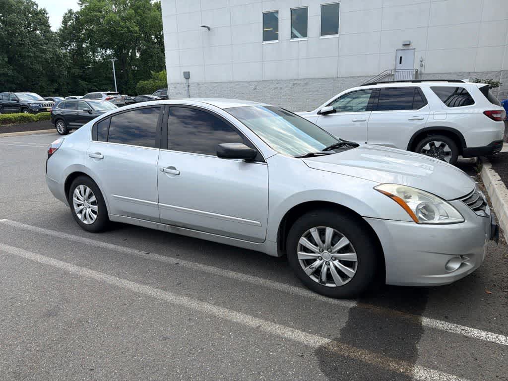 Thumbnail: 2012 Nissan Altima - 2