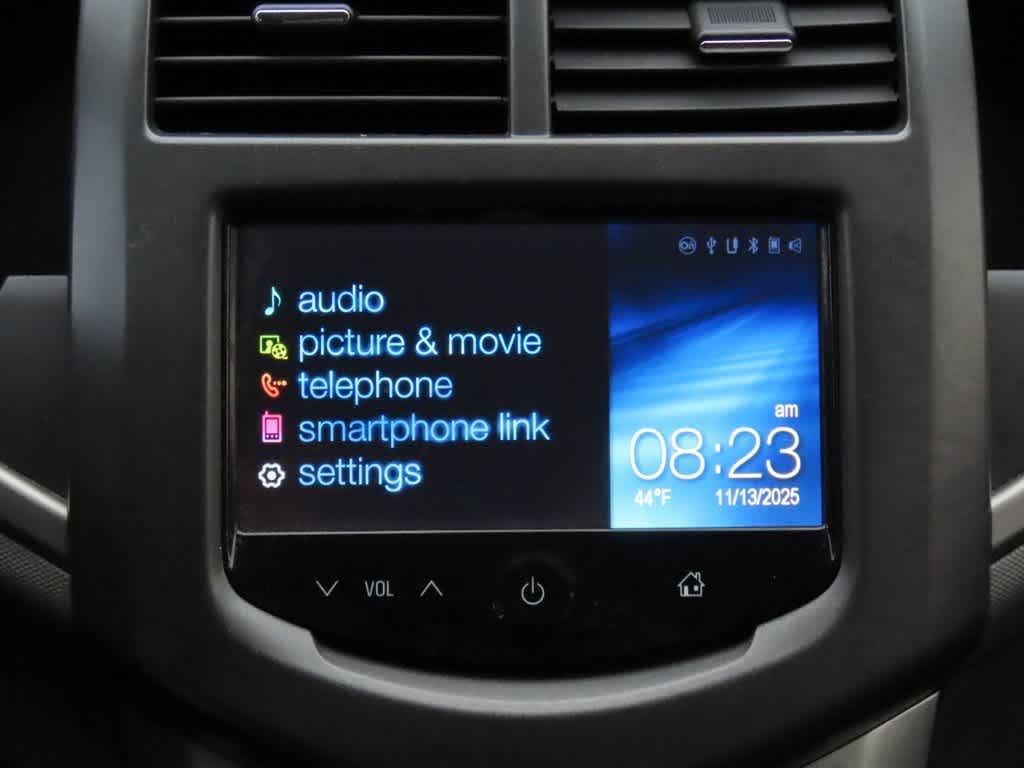 Thumbnail: 2014 Chevrolet Sonic - 18