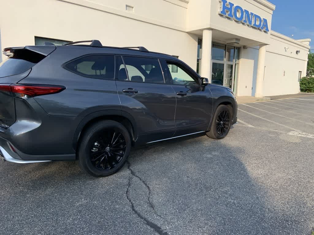 2023 Toyota Highlander XSE 14