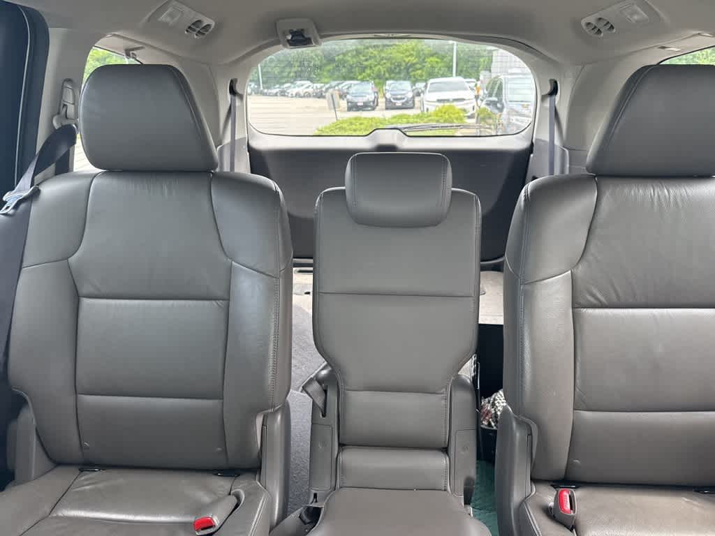 Thumbnail: 2012 Honda Odyssey - 14