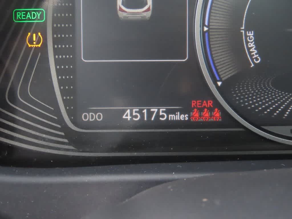 Thumbnail: 2022 Lexus UX - 26