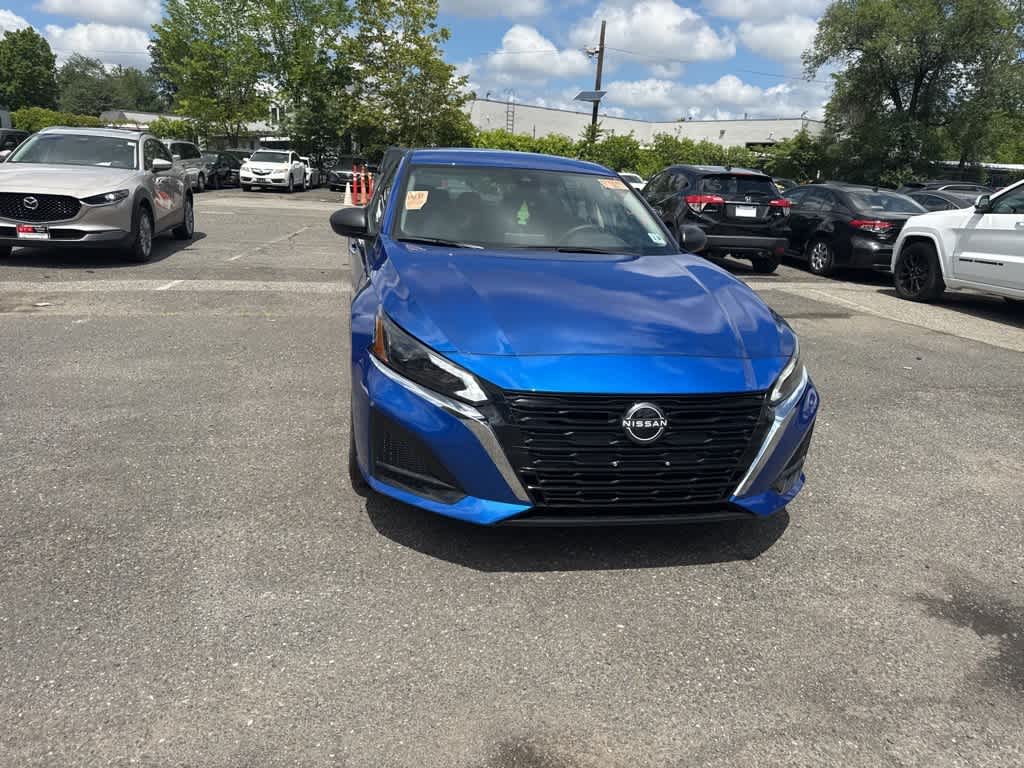Thumbnail: 2025 Nissan Altima - 27