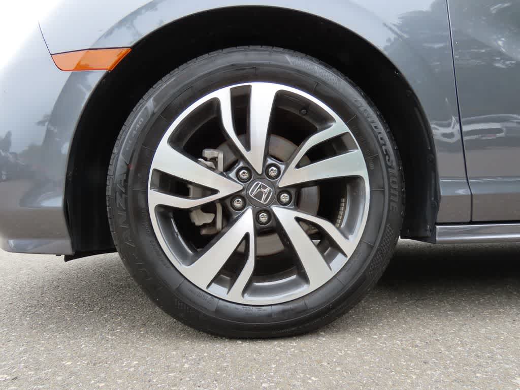 Thumbnail: 2023 Honda Odyssey - 9