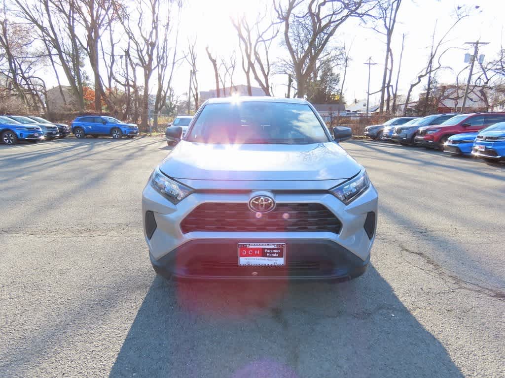 Thumbnail: 2022 Toyota RAV4 - 6