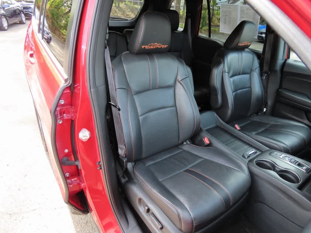 Thumbnail: 2022 Honda Passport - 14