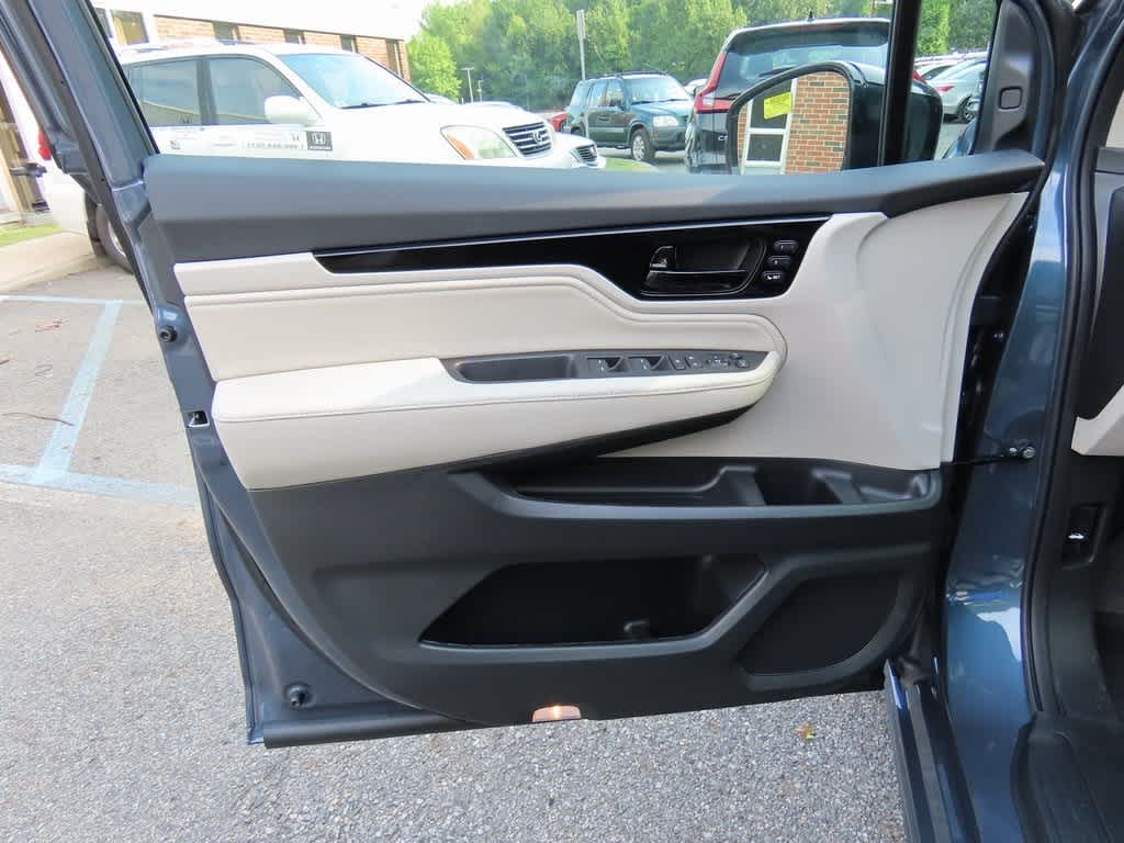 Thumbnail: 2026 Honda Odyssey - 18