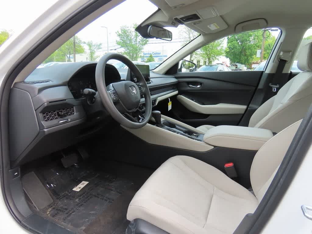 New 2025 Honda Accord LX Sedan