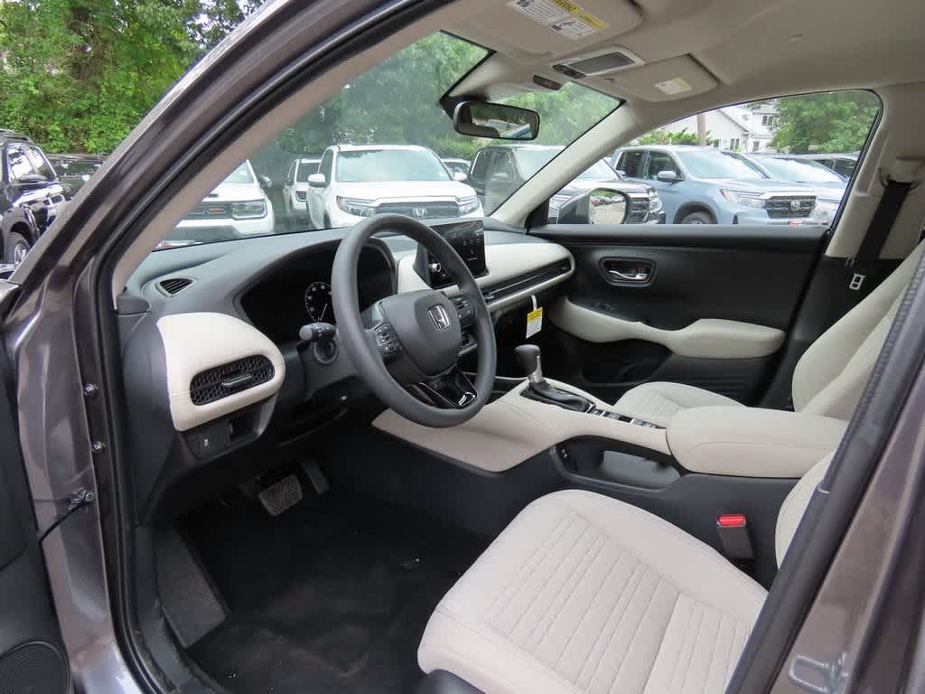 2026 Honda HR-V LX 2