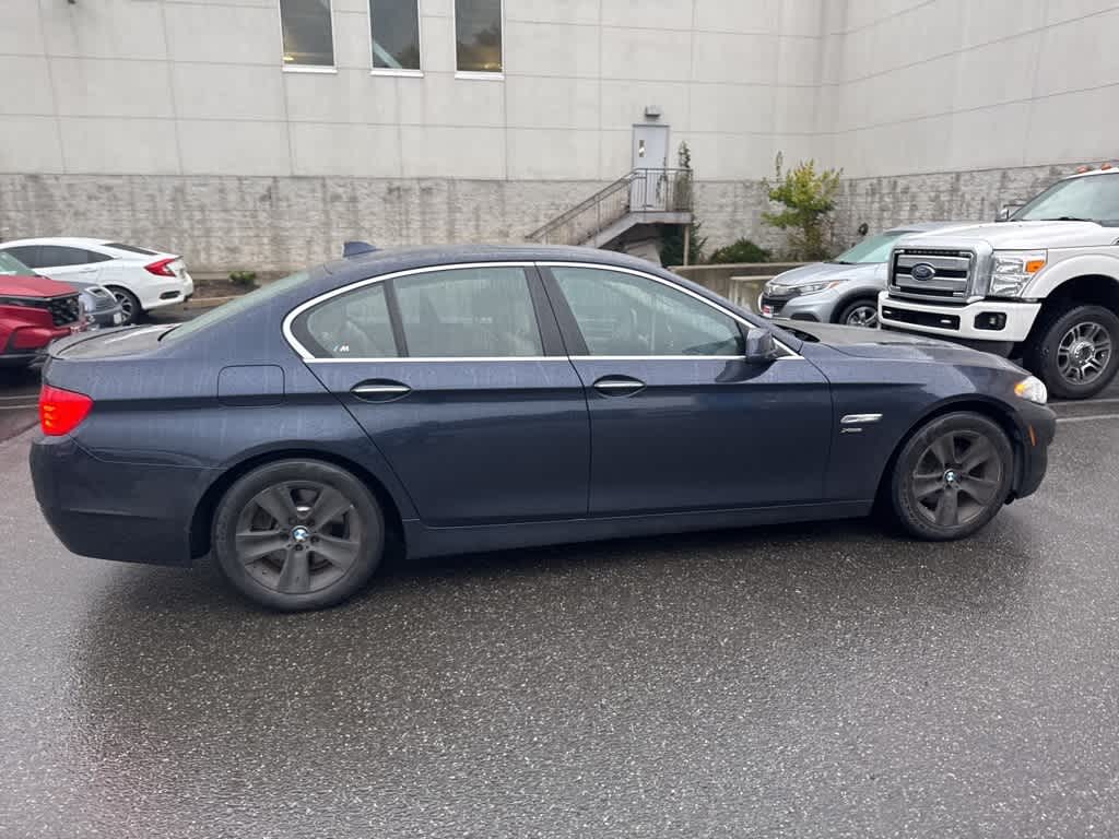 Thumbnail: 2011 BMW 5 Series - 14