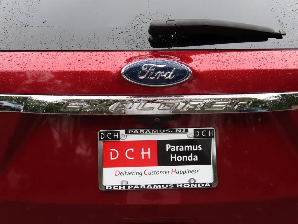Thumbnail: 2016 Ford Explorer - 7