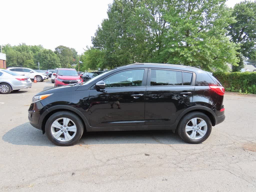 Thumbnail: 2011 Kia Sportage - 3